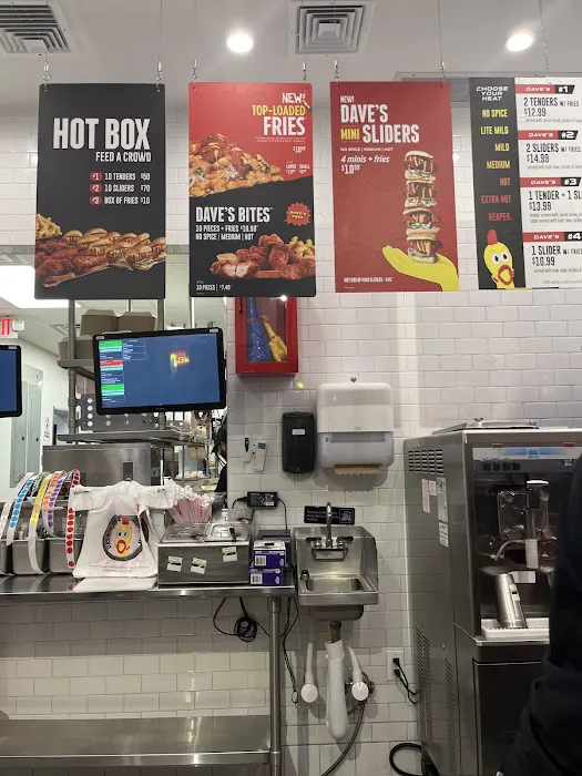 Dave's Hot Chicken Picture 10