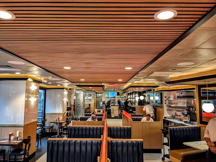 Viand Cafe Picture 6