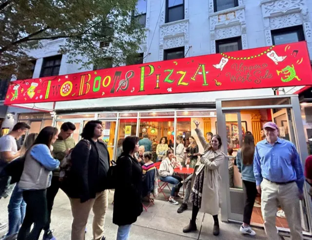 Two Boots Pizza Upper West Side Picture 3