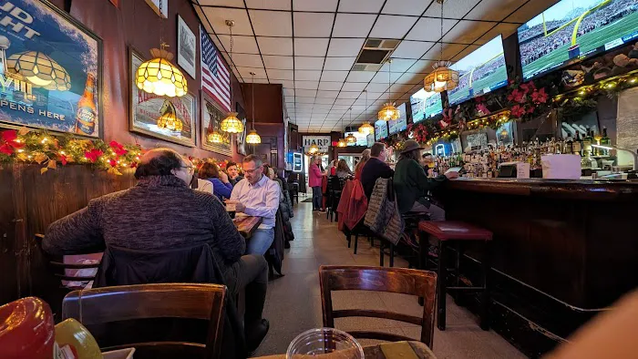 Malachy's Irish Pub Picture 5