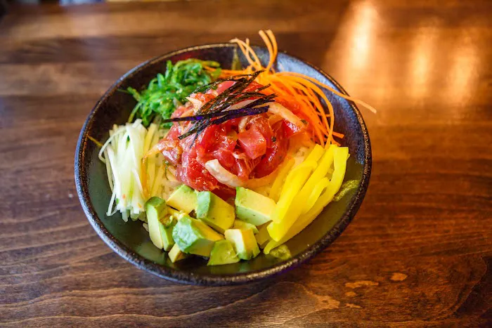 Gu Japanese Fusion Sushi & Bar Picture 2