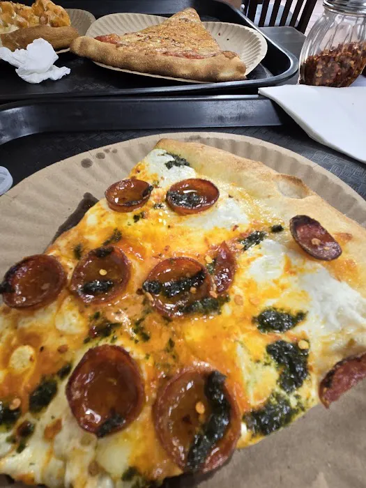 Cassiano's Pizza Picture 4