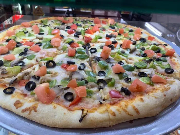 MR Pizza Picture 9
