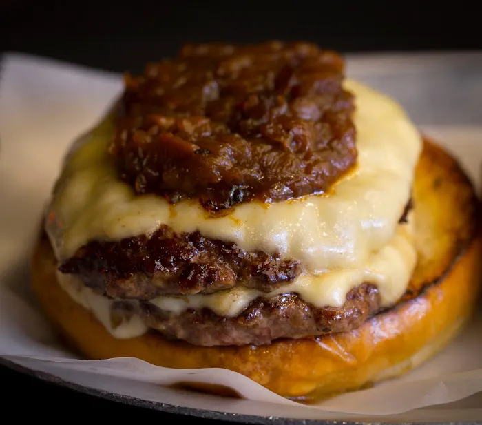 Black Iron Burger Theater District | Hamburger restaurant Bar Picture 1