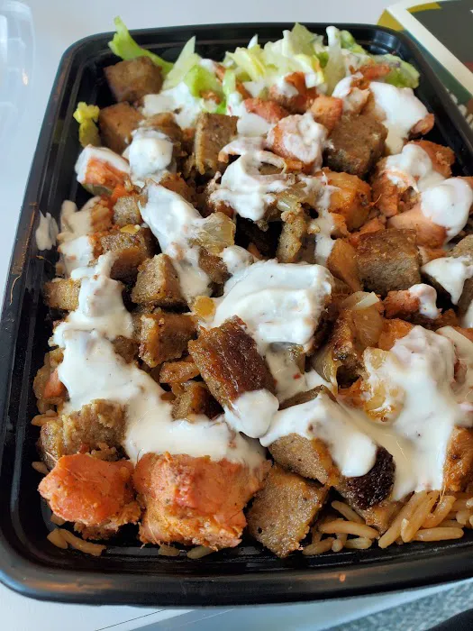 Sammy's Halal Food Picture 4