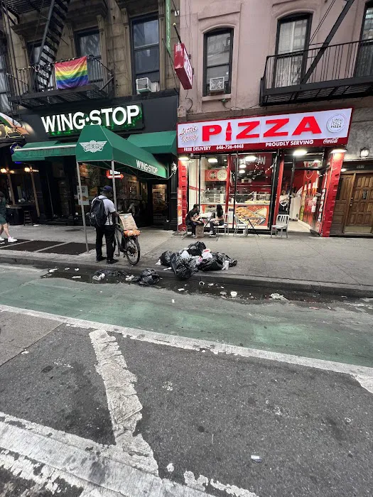 Little Italy Pizza Picture 9