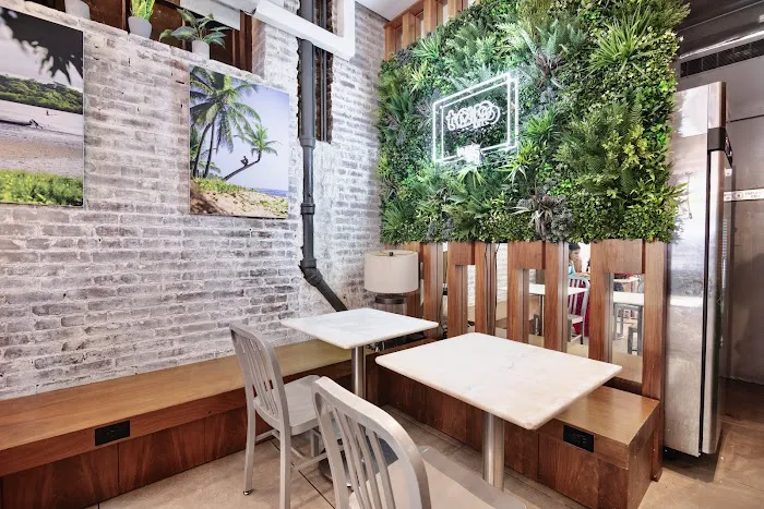 TAP NYC | 100% Gluten-Free Sandwiches & Açaí Bowls | Upper West Side Picture 6