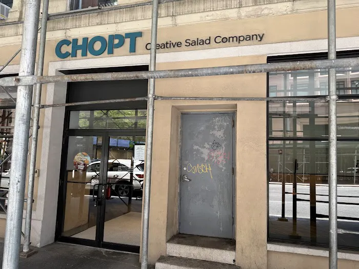 Chopt Creative Salad Co. Picture 1