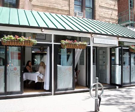 HARVEST KITCHEN