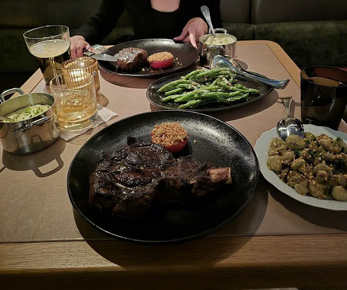 Bourbon Steak by Michael Mina Picture 5