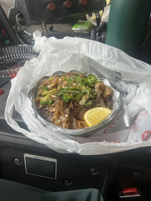 Thai Food & Steak Picture 10