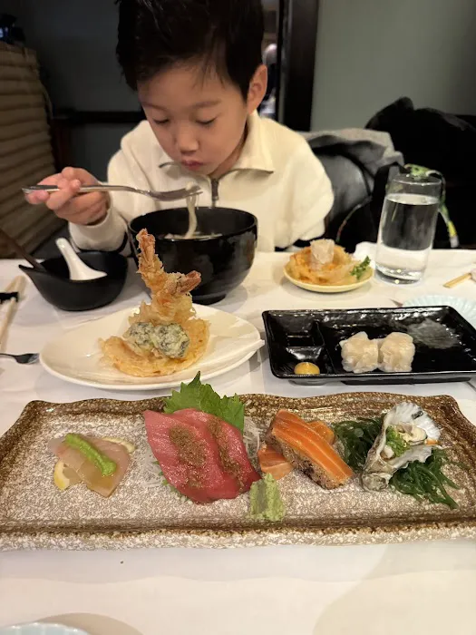 Sushi Seki Picture 8