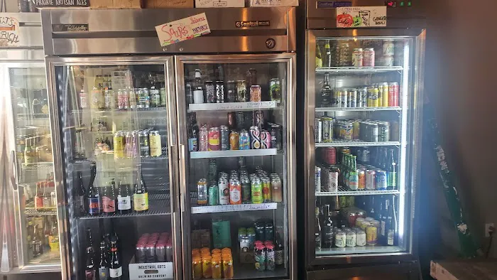 City Hops Craft Beer and Wine Bar Picture 1