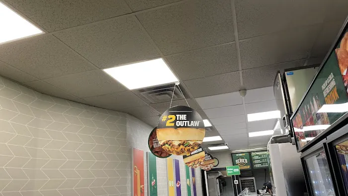 Subway Picture 9