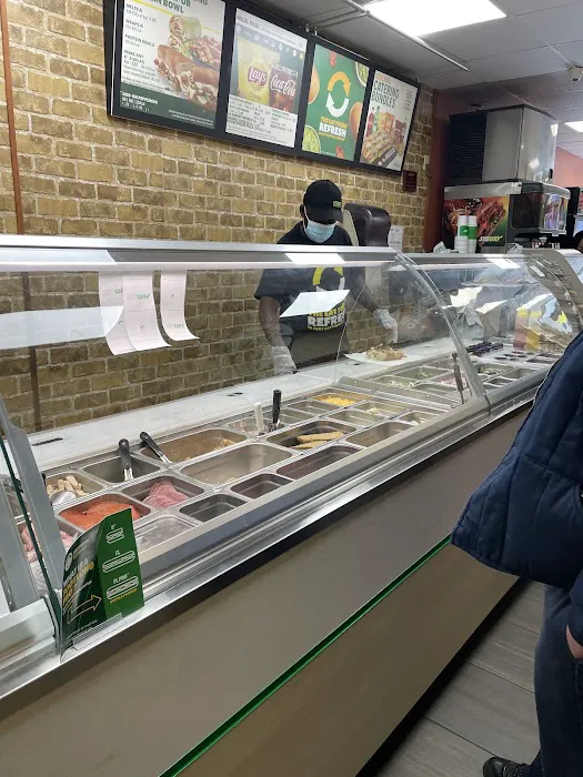 Subway Picture 8