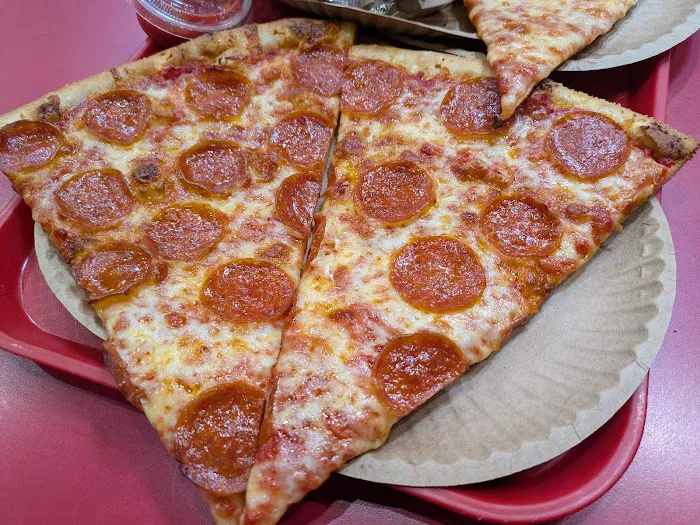 Little Italy Pizza Picture 4
