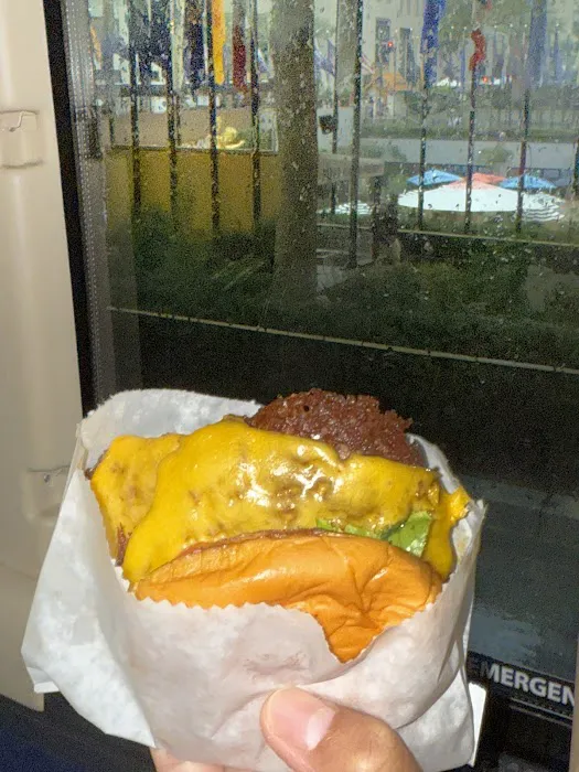 Shake Shack Rockefeller Center Picture 5