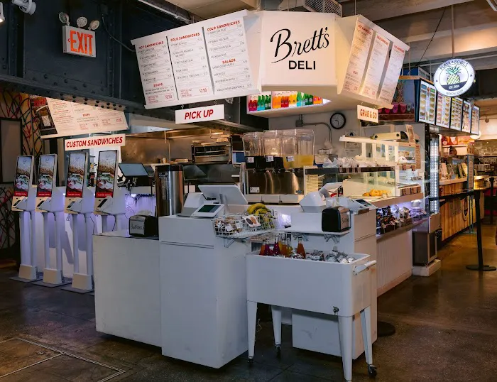 Bretts Deli - 6 1/2 Avenue Market Picture 3
