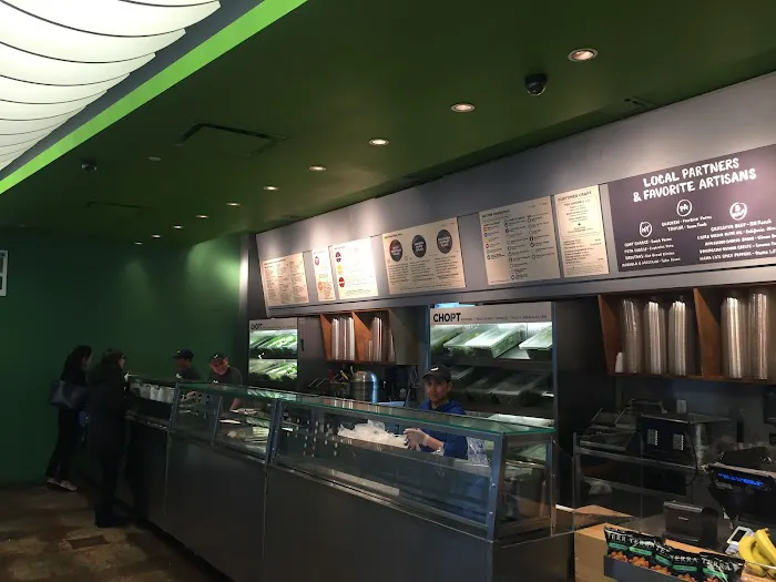 Chopt Creative Salad Co. Picture 1