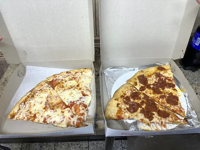 $1.50 Fresh Pizza Picture 8
