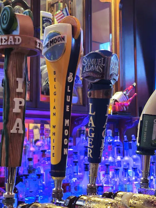 Rumours Bar & Grille Picture 6