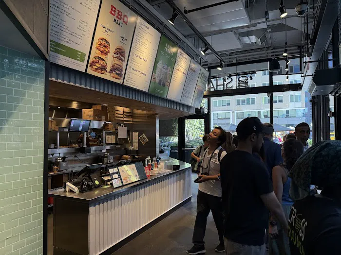 Shake Shack 1700 Broadway - 53rd & 7th Picture 8