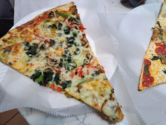Saba's Pizza Picture 3