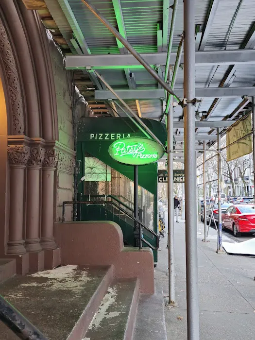 Patsy's Pizzeria Picture 7