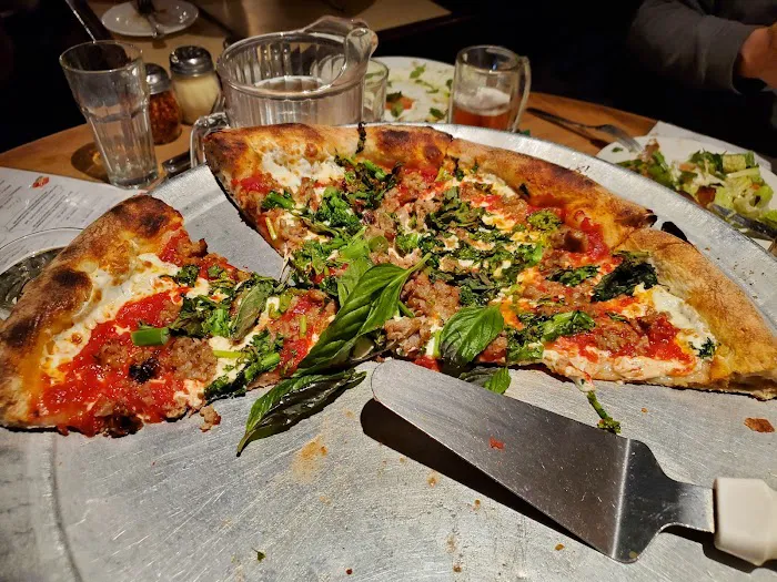 Patsy's Pizzeria Picture 9