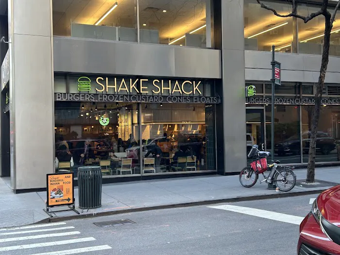 Shake Shack 630 Lexington Ave - 54th & Lex Picture 1