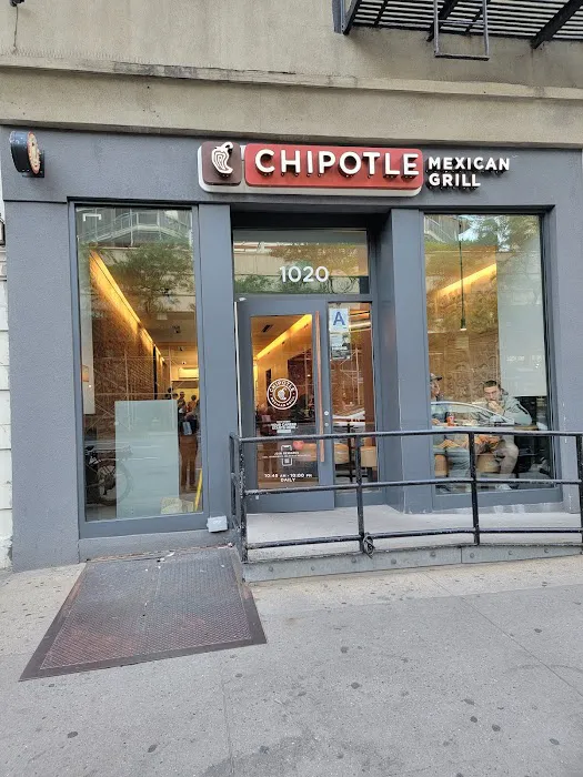 Chipotle Mexican Grill Picture 2
