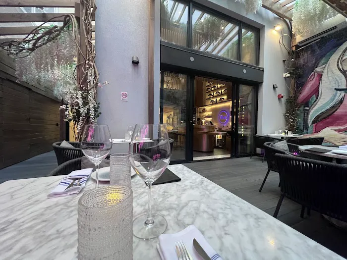 BONSAII Tapas & Wine Bar Picture 6