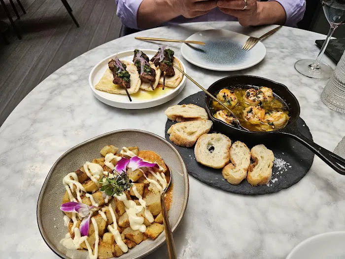 BONSAII Tapas & Wine Bar Picture 8