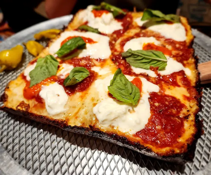 Ace's Pizza Picture 9