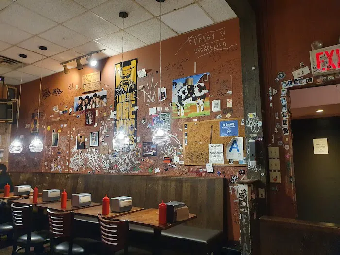 burger joint Picture 10