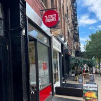 7th Street Burger Upper West Side ico