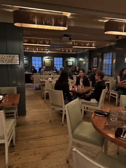 Crave Fishbar Upper West Side | Raw Bar & Seafood restaurant Picture 10