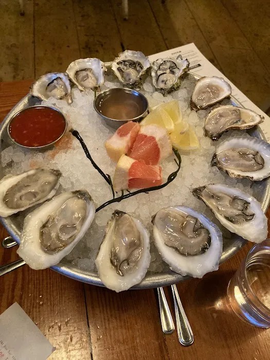 Crave Fishbar Upper West Side | Raw Bar & Seafood restaurant Picture 4