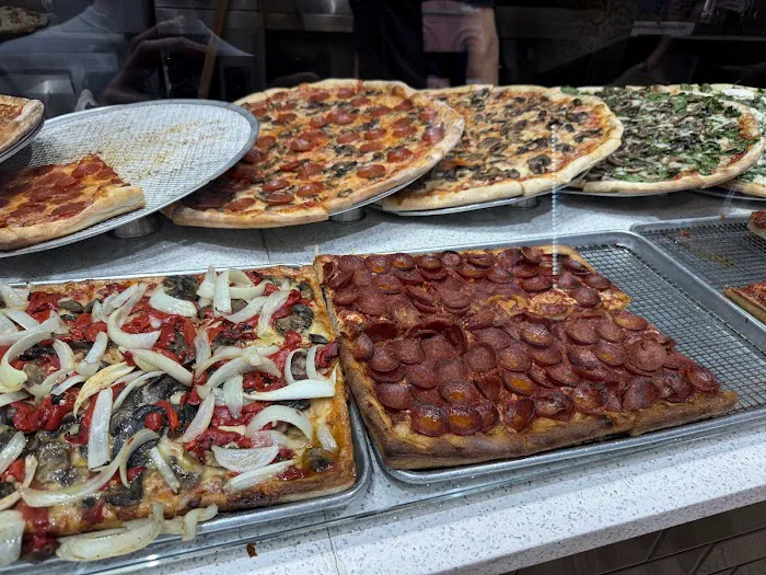 Made In New York Pizza Picture 9