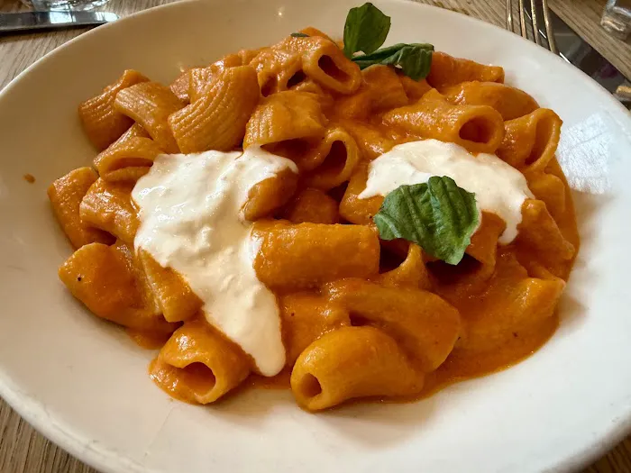 La Pecora Bianca UWS Picture 3