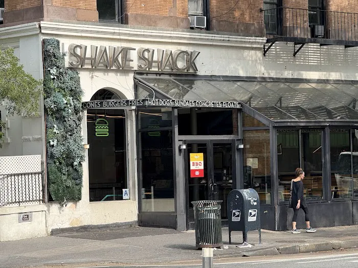 Shake Shack Upper West Side Picture 10