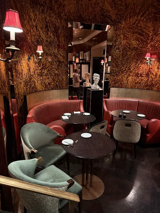 Dowling's at The Carlyle Picture 2