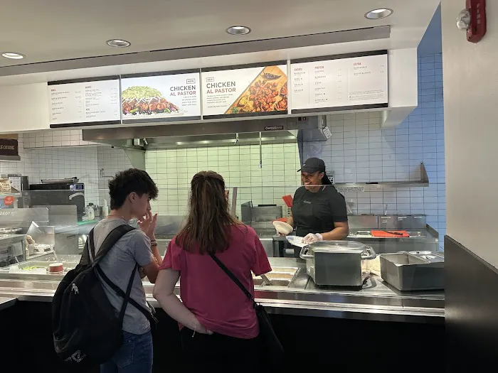 Chipotle Mexican Grill Picture 2