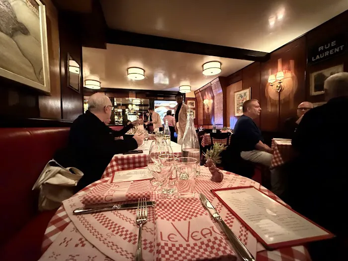 Le Veau d'Or Picture 1