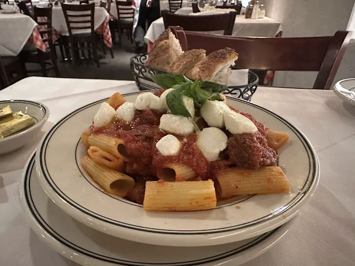 Tony's Di Napoli Picture 5