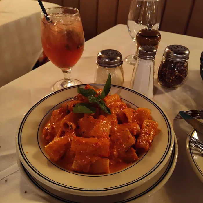 Tony's Di Napoli Picture 8