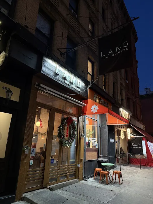 Land Thai Kitchen Picture 8