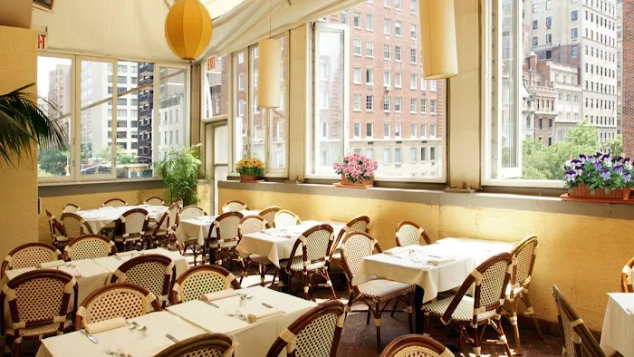 Serafina Fabulous Pizza 79th (UES) Picture 10