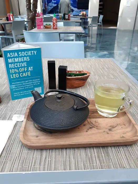 Leo Café at Asia Society Museum Picture 4