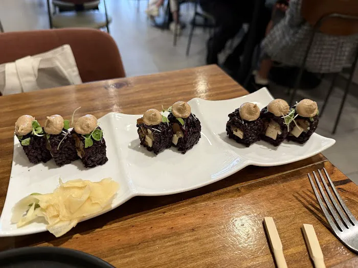Beyond Sushi Picture 6